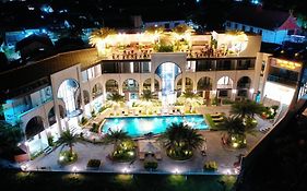 Sunrise Mountain View Resort